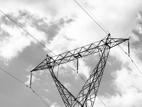 Dynamic lines representing growth and energy focus